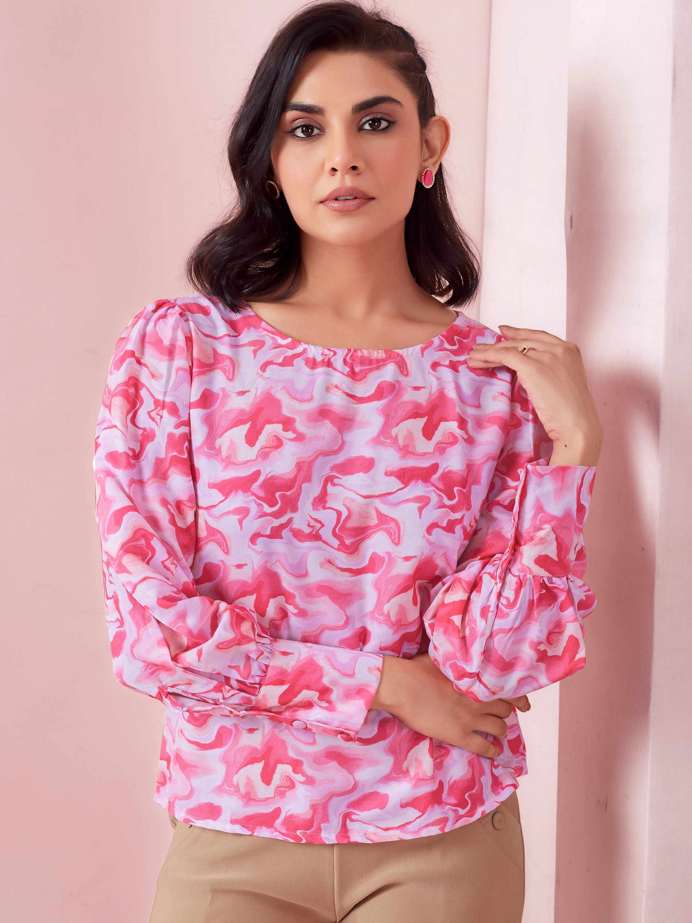 Marble Printed Full Sleeve Boat Neck Top - Pink And Cream