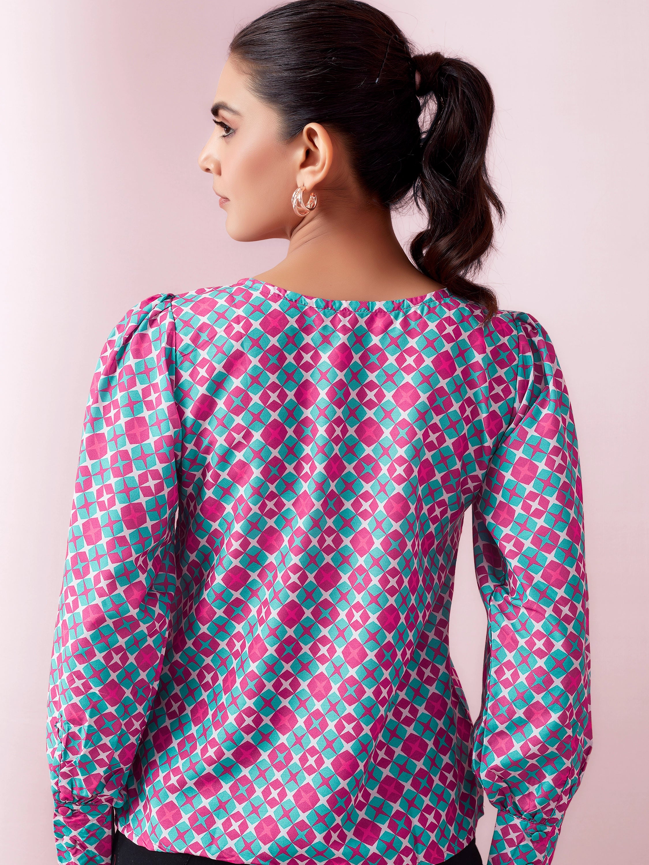 Geometric Printed Full Sleeve Boat Neck Top - Pink And Cyan